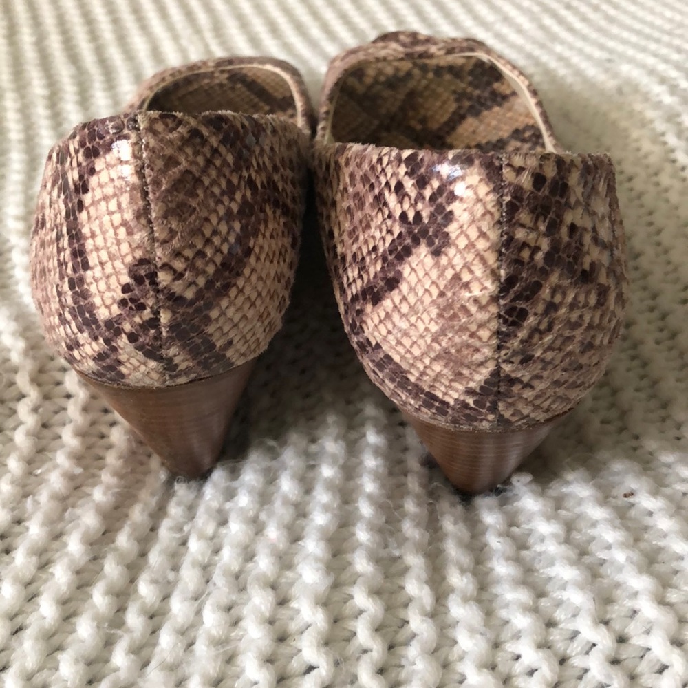 Snake Print Wedges - Picture 4 of 4